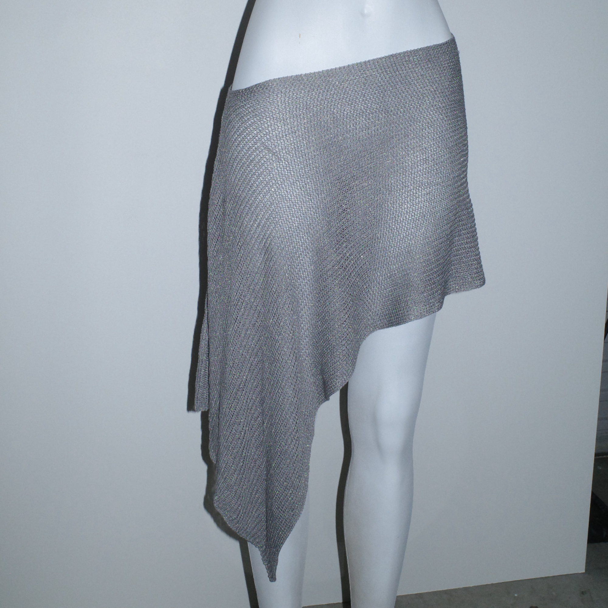 Poncho – Gunmetal Glitter